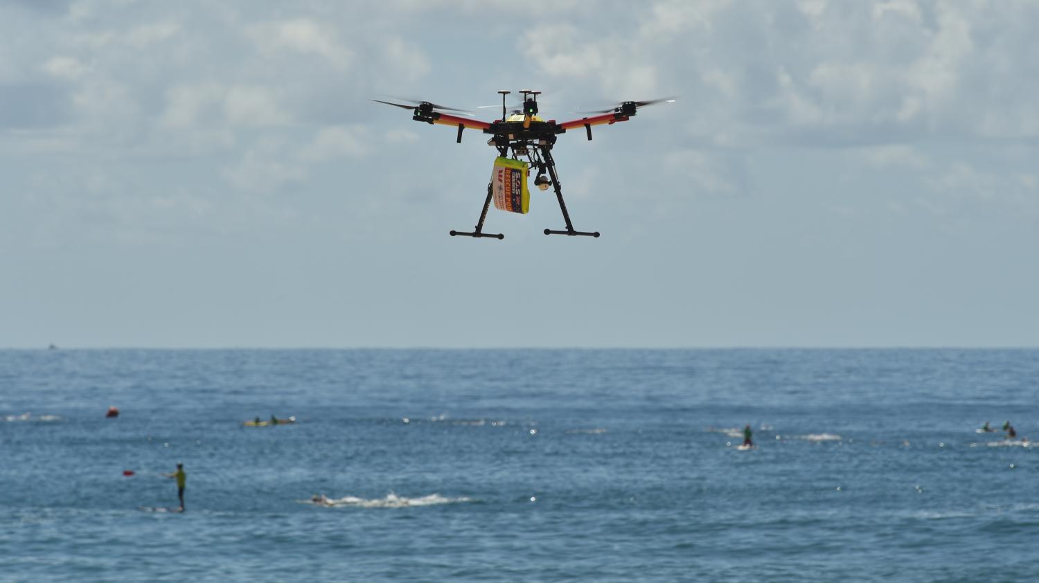 VIDEO. Australie : des nageurs secourus en mer par un drone