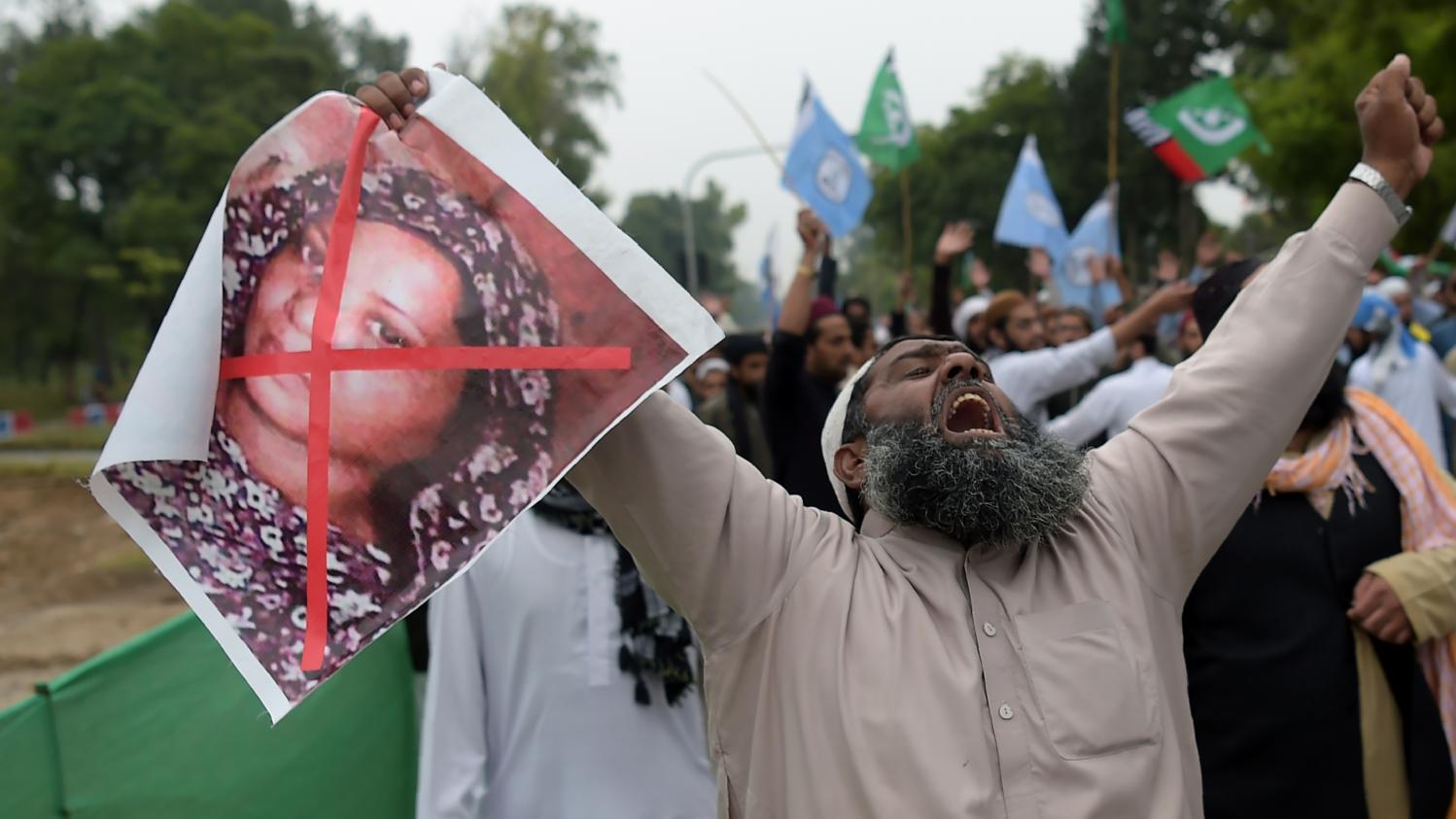 Asia Bibi : le gouvernement du Pakistan cède aux islamistes