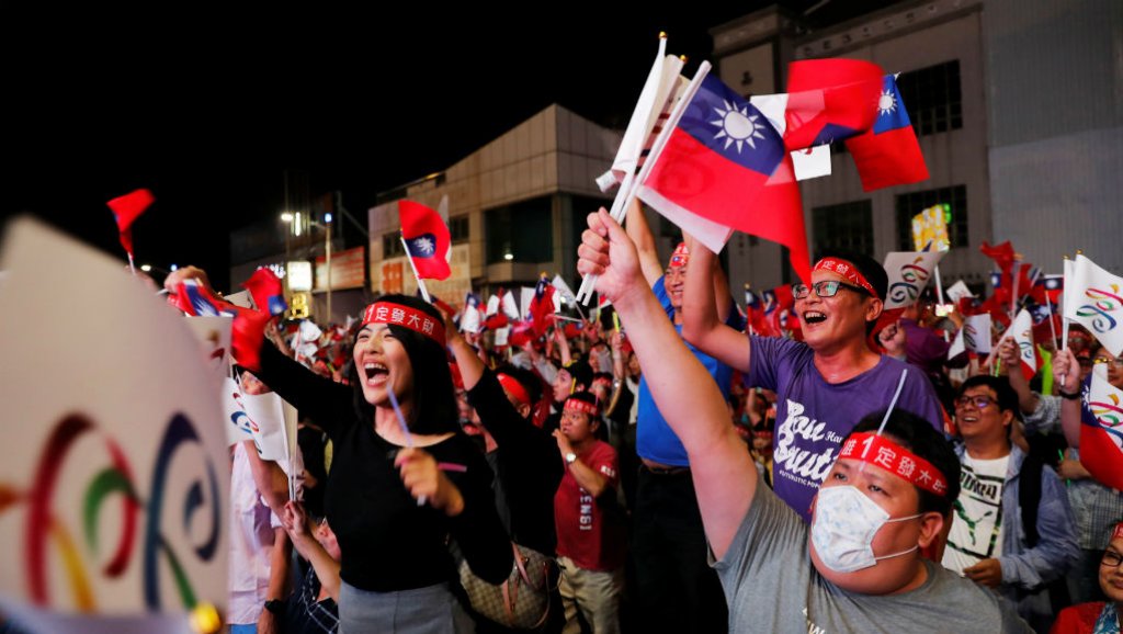 Le parti pro-indépendantiste au pouvoir à Taïwan battu lors des élections locales