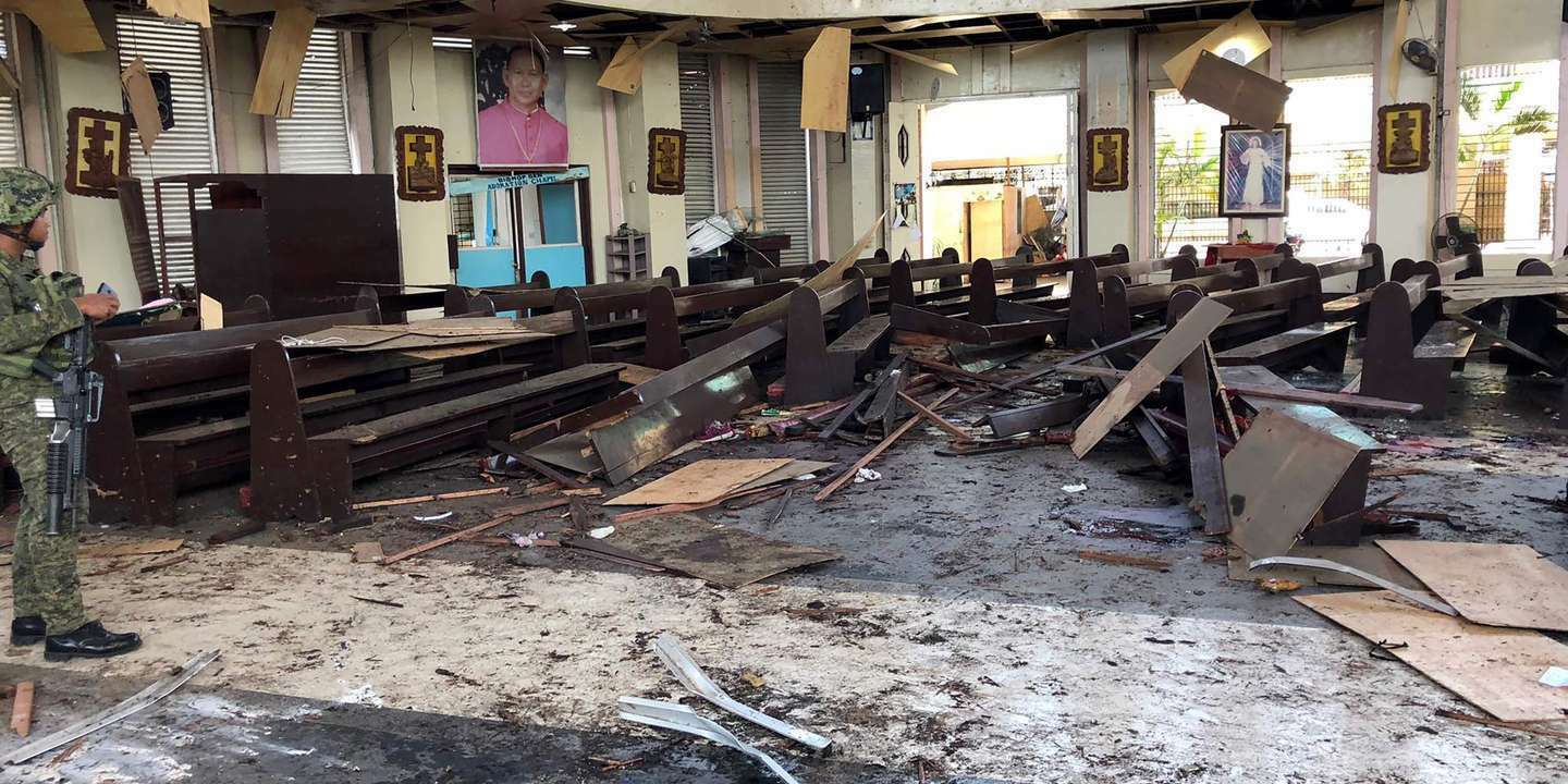 Double explosion contre une église de Jolo, une île du sud des Philippines