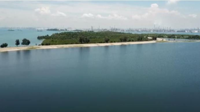 VIDEO. A Singapour, les déchets des habitants sont transformés en île artificielle