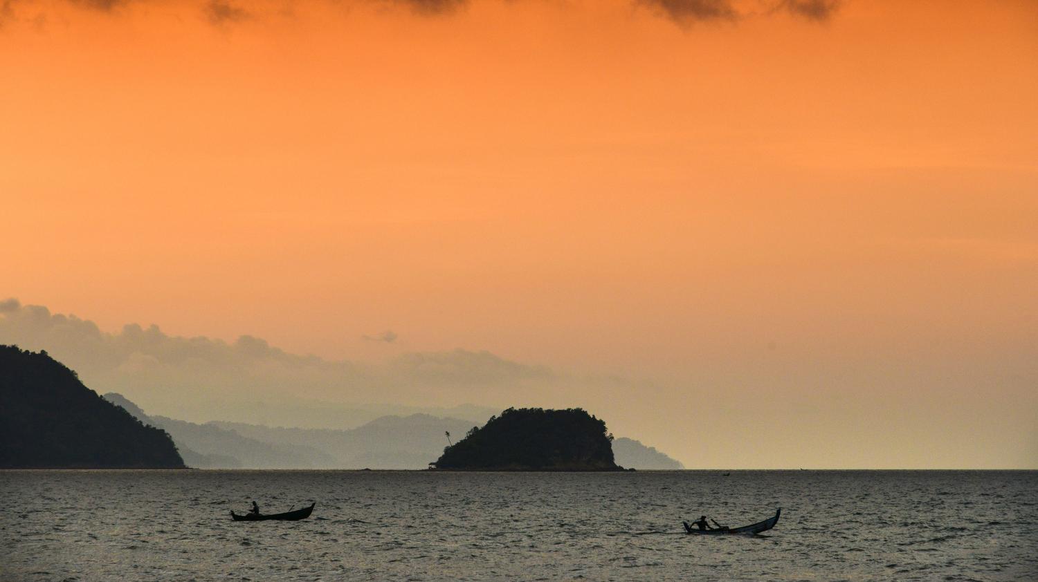 L'alerte au tsunami déclenchée après un fort séisme au large de l'Indonésie