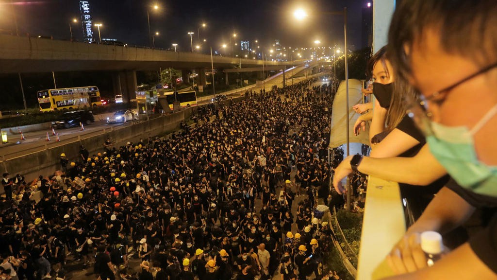 À Hong Kong, les manifestants maintiennent la pression contre le gouvernement pro-Pékin