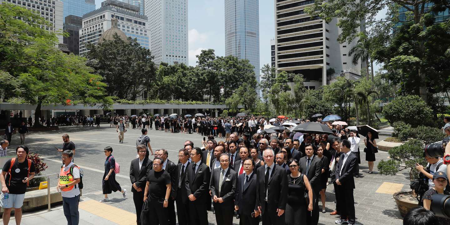 A Hongkong, des centaines d’avocats ont défilé en soutien aux manifestants