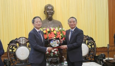 Le secrétaire du Comité du Parti pour Dà Nang reçoit le premier consul général de la R. de Corée
