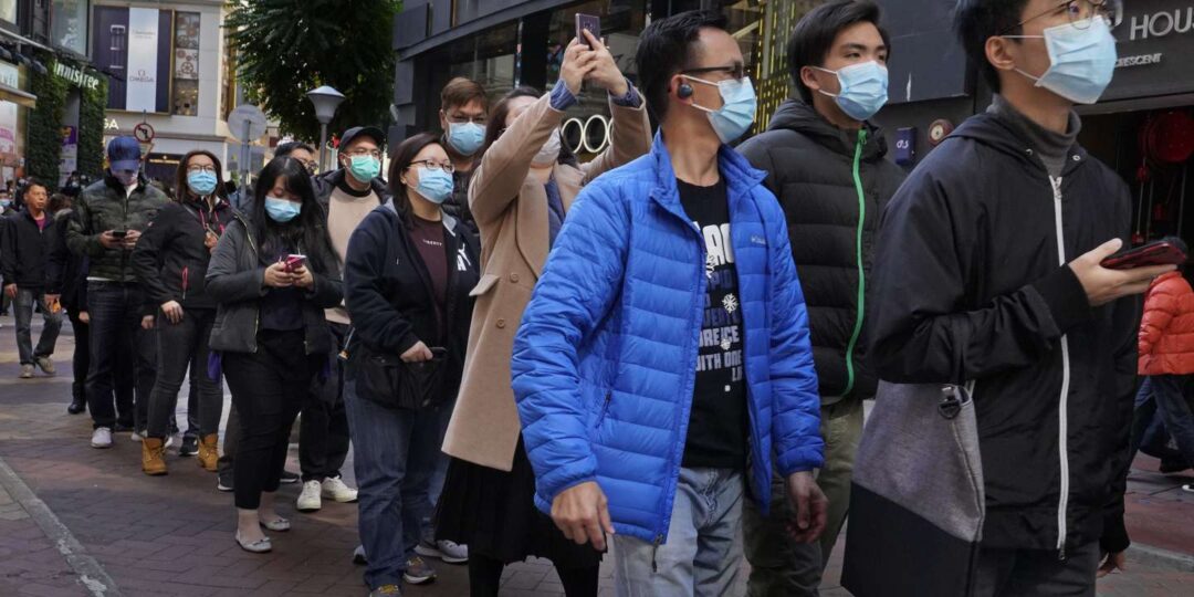 Face au coronavirus, les Etats-Unis et les Européens rapatrient leurs ressortissants, au risque d’énerver la Chine