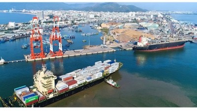 Le port Quy Nhon met en service le transport direct vers l'Asie du Nord-Est
