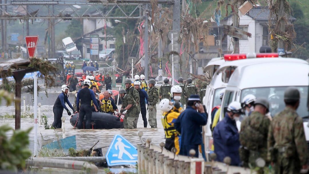 Japon : des inondations et glissements de terrain font des dizaines de morts