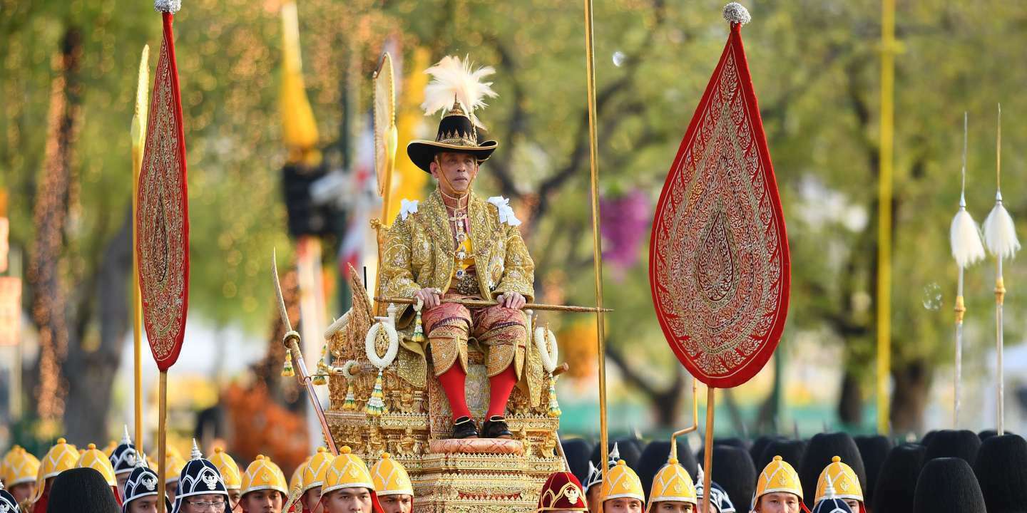 Les ultraroyalistes thaïlandais s’opposent à la protestation étudiante : « Ce qui compte, c’est l’institution »