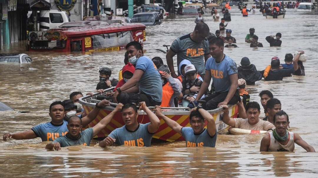 Philippines : au moins 26 morts après le passage du typhon Vamco