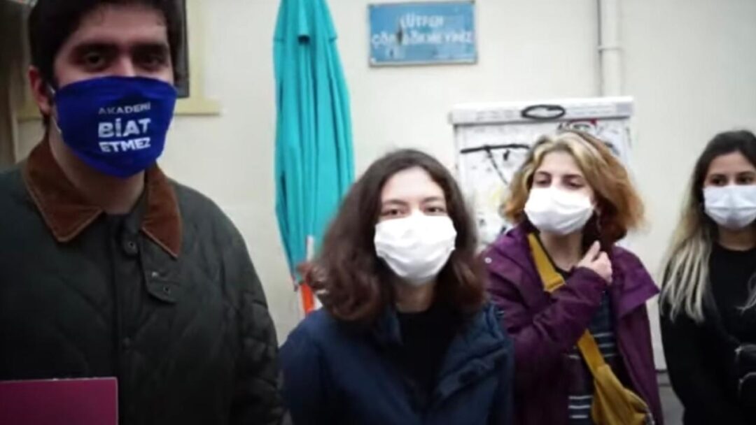 Le mouvement contestataire étudiant ne s'essouffle pas en Turquie