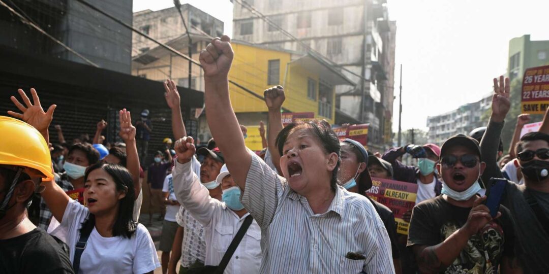 En Birmanie, les manifestations contre le coup d’Etat se poursuivent