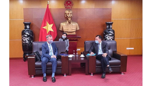 Vietnam – Royaume-Uni : échange commercial et coopération énergétique