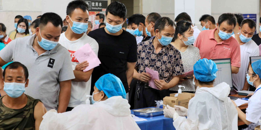 Le vaccin chinois Sinovac produit dix fois moins d’anticorps que le Pfizer