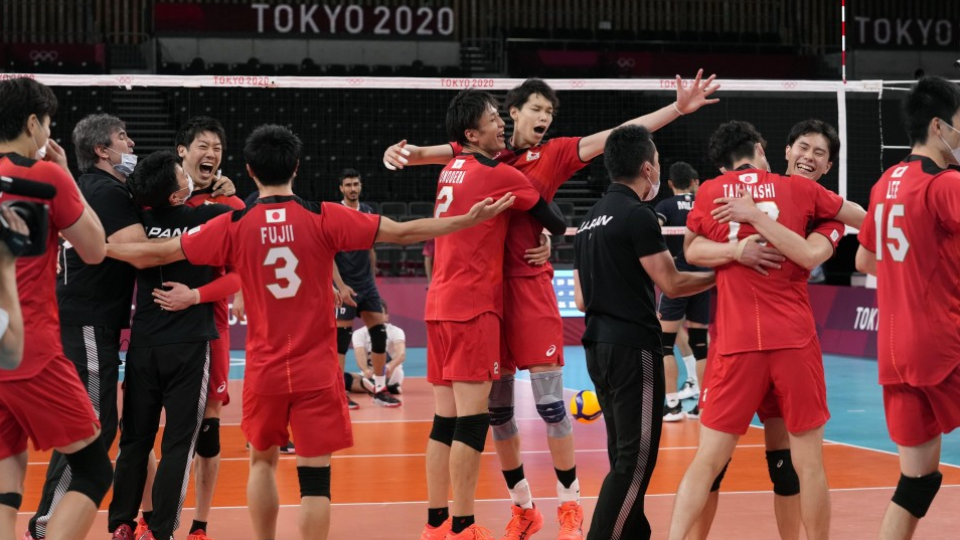 Le Japon se bat contre l'Iran pour entrer dans les quartiers de volley-ball masculin