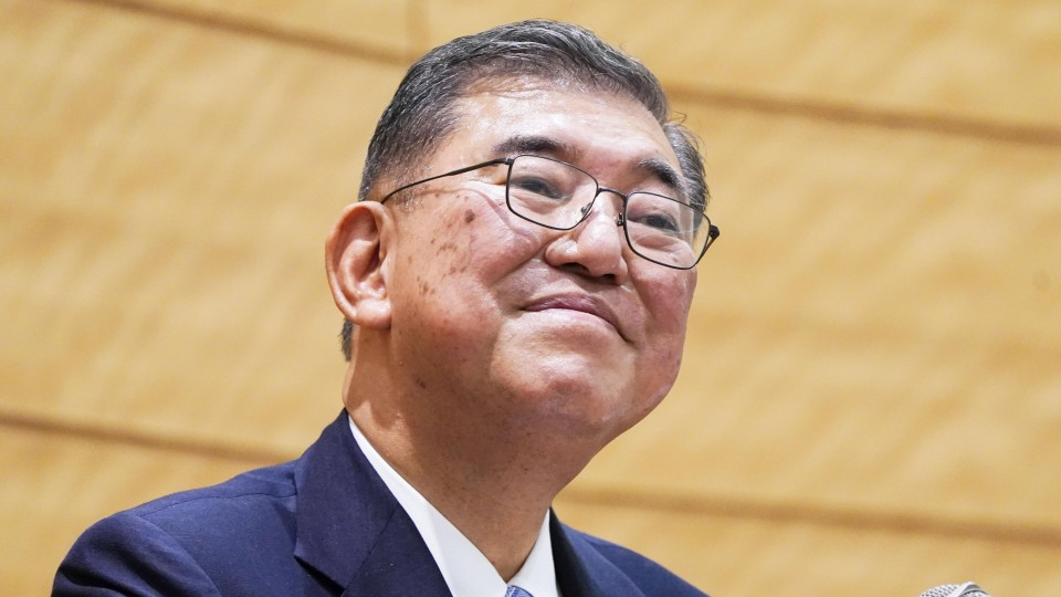 Les factions du parti au pouvoir au Japon autorisent le vote libre aux élections à la direction
