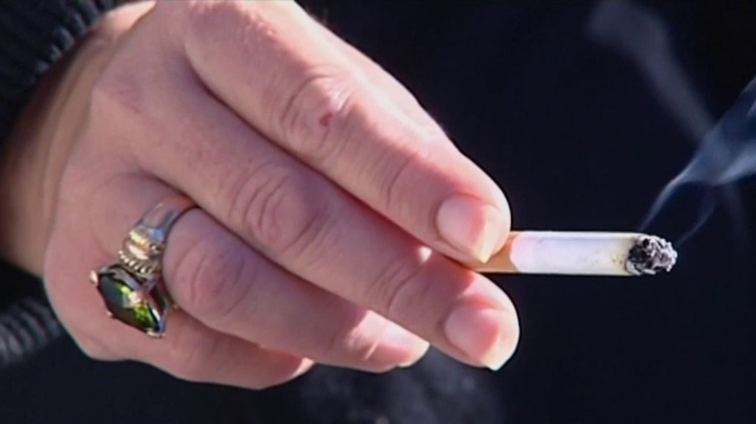 Tabac : l'interdiction de la cigarette est-elle envisageable en France ?