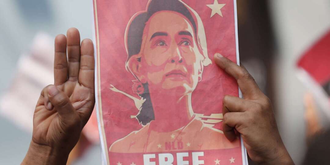 Birmanie : la peine d’Aung San Suu Kyi réduite de quatre à deux ans