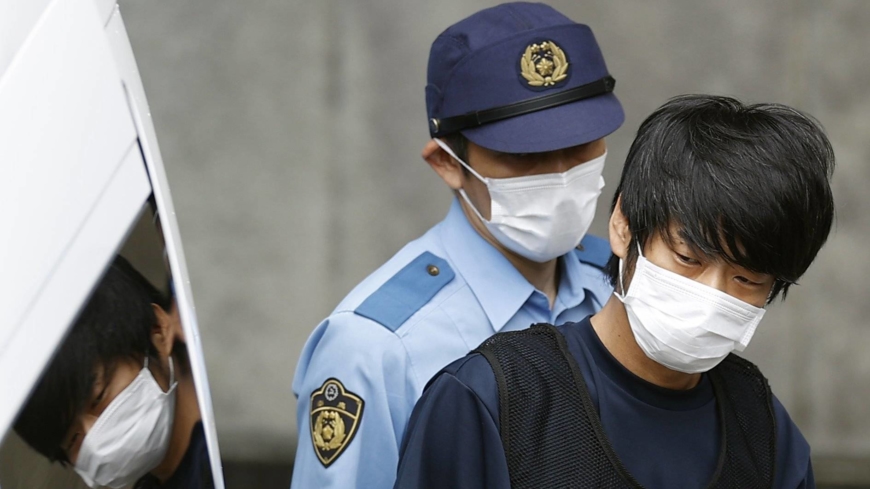 Alors que le Japon pleure la mort d'Abe, des détails sur le suspect du meurtre commencent à émerger