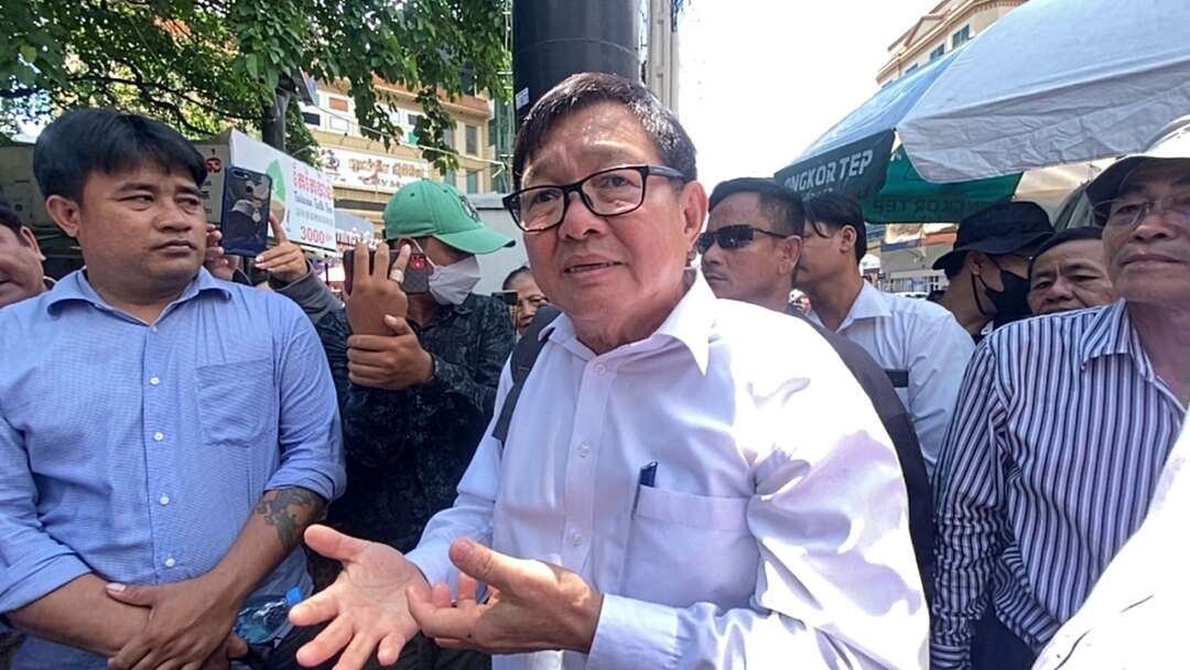 Un politicien de l'opposition cambodgienne condamné à payer 700 000 dollars américains pour diffamation