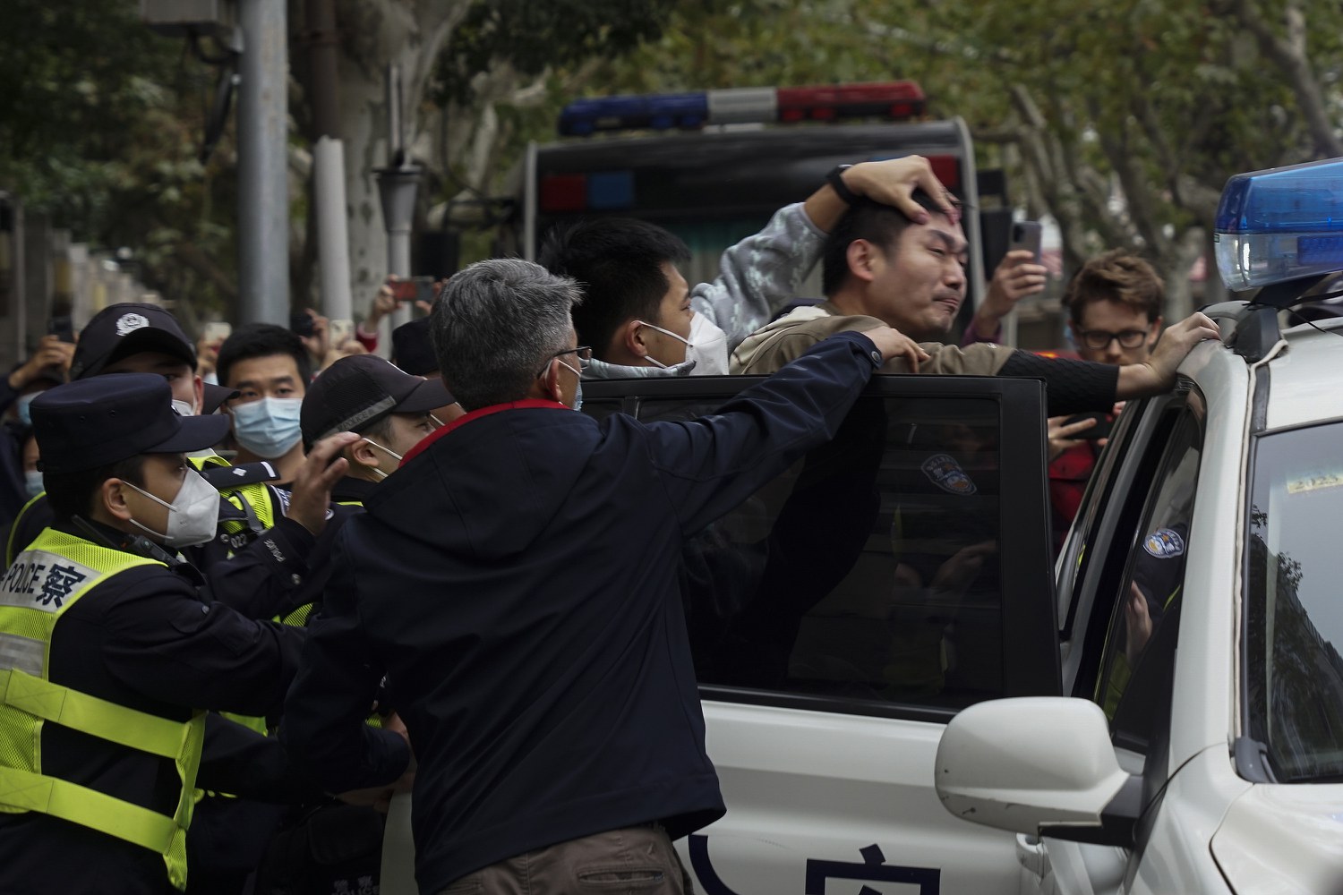 Les autorités chinoises ciblent les avocats bénévoles qui aident les manifestants anti-lockdown