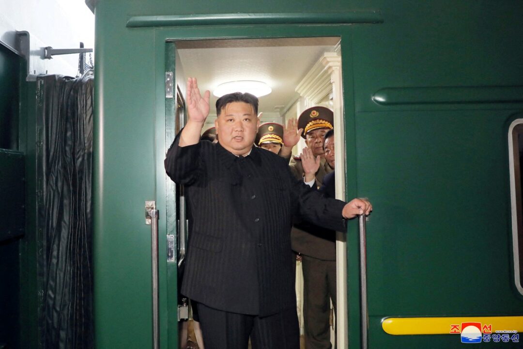 Kim Jong Un arrive en Russie pour rencontrer Poutine sur fond de problèmes économiques et de sécurité