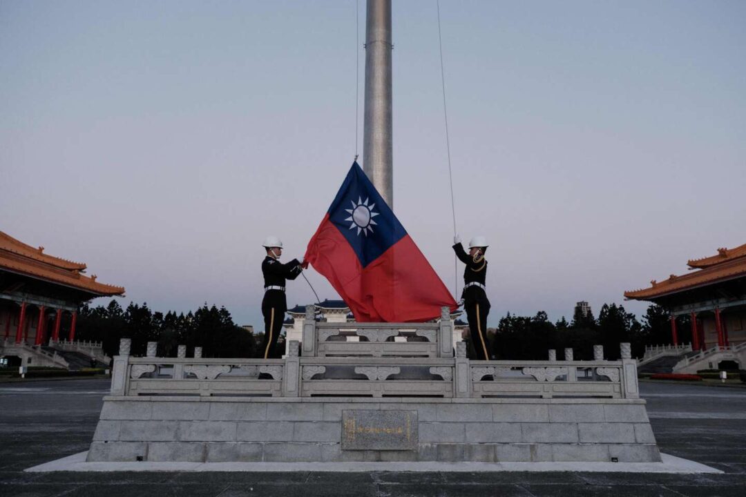 Taïwan : 24 avions militaires chinois détectés autour de l’île en 24 heures