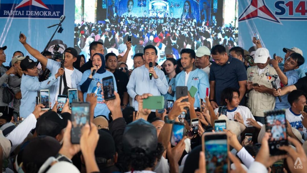 Élections indonésiennes 2024 : de figure controversée à aimant de foule, le candidat à la vice-présidence Gibran étend la portée et l'appel de Prabowo